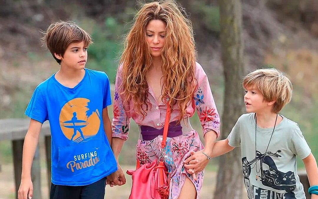 Shakira, será madre de una niña por vientre de alquiler