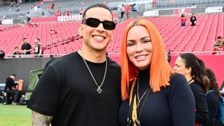 La esposa del reguetonero Daddy Yankee pide empleo a través de Instagram