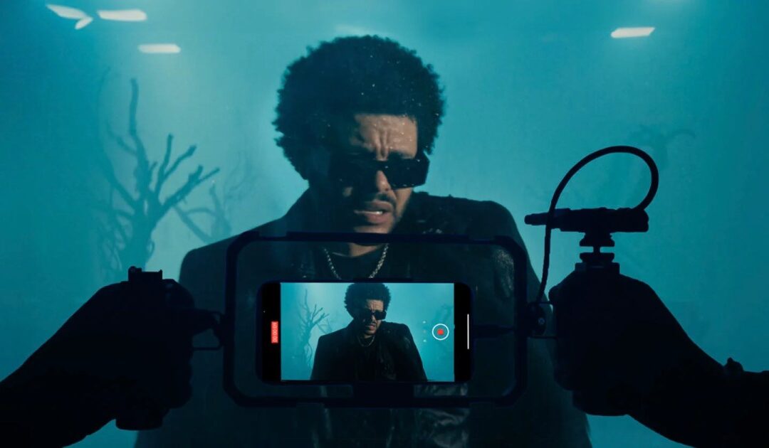 The Weeknd presenta videoclip grabado desde su celular