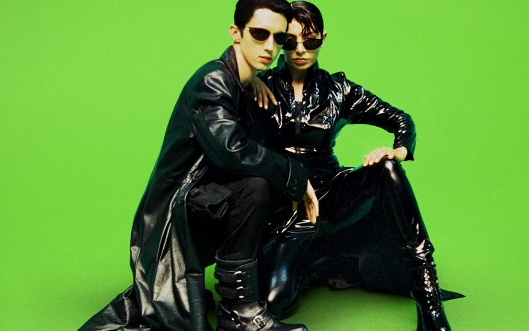 Charli xcx revela colaboración con Troye Sivan y posiblemente Dua Lipa