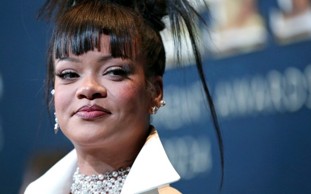 Rihanna regresa a la música con nuevo tema y nuevo bebé