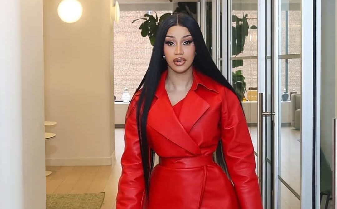 Cardi B afirma que esta es la razón por la que Offset retrasa su divorcio