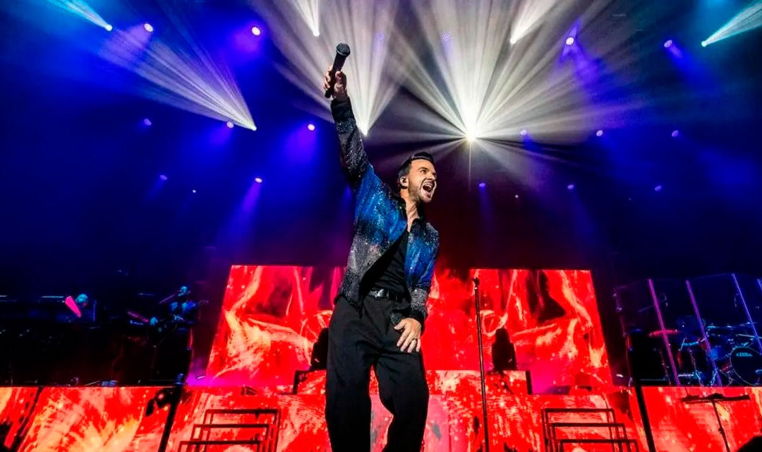 Luis Fonsi en su mejor momento: Cine, un libro infantil y su nuevo disco «El Viaje»